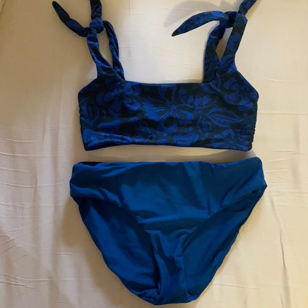 Mikoh Swimwear